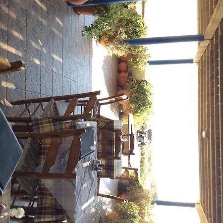 Aronis Naxos Apartman *