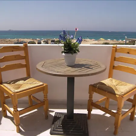 Aronis Naxos Apartman *